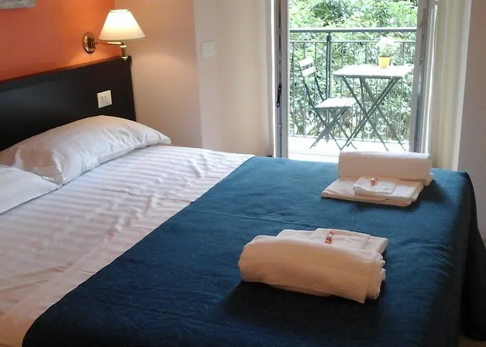 Poppy House *